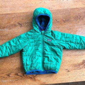 Bright green reversible Patagonia jacket with owls. Fall/Spring